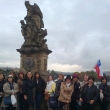 Grupo de Chile en Praga, en el Puente de Carlos, octubre de 2015
